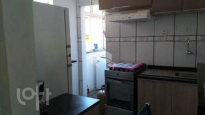 Image 11 - 877225