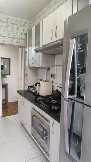 Image 8 - 877230