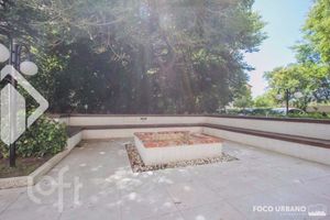 Image 43 - 877232
