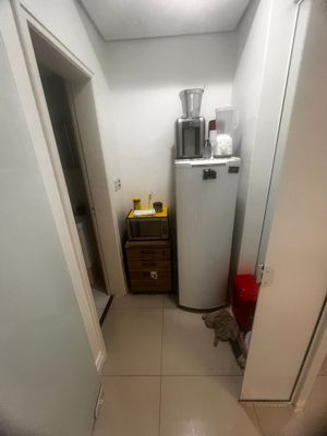 Image 1 - 877247