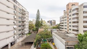 Image 11 - 877254