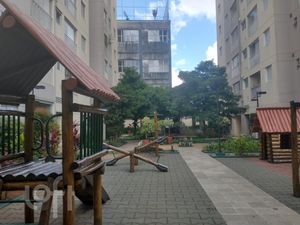 Image 18 - 877255