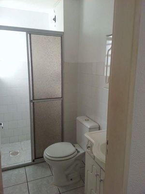 Image 6 - 877256