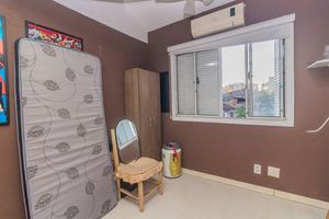 Image 8 - 877320