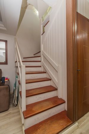 Image 11 - 877320