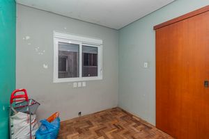 Image 7 - 877321