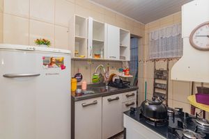Image 14 - 877321