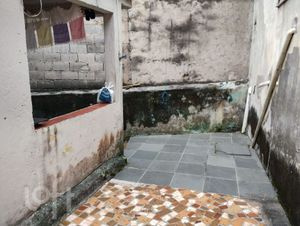Image 12 - 877322