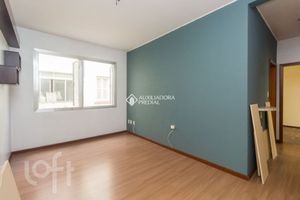 Image 20 - 877332