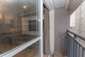 Image 3 - 877346