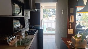 Image 5 - 877351
