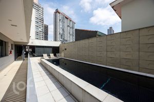 Image 18 - 877356