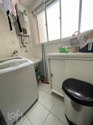 Image 4 - 877369