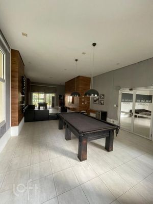 Image 19 - 877369
