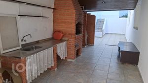 Image 12 - 877371