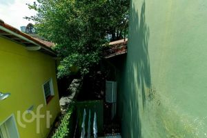 Image 39 - 877375