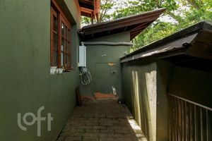 Image 36 - 877375