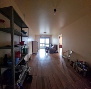 Image 6 - 877377