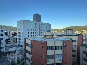 Image 5 - 877378