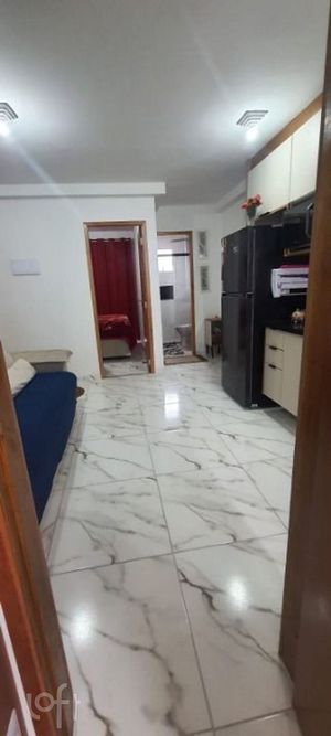 Image 1 - 877382