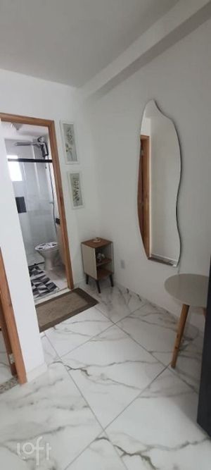 Image 10 - 877382