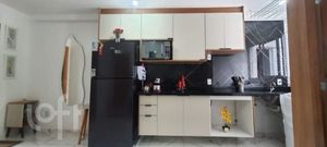 Image 5 - 877382