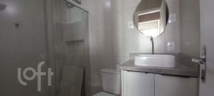 Image 11 - 877383
