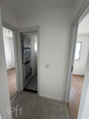 Image 9 - 877386