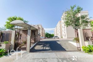 Image 9 - 877389