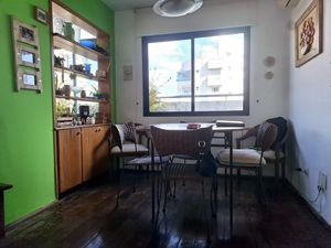 Image 8 - 877390