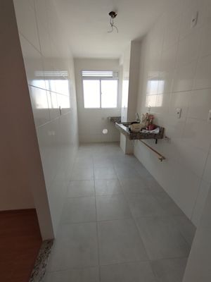 Image 13 - 877392
