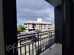 Image 10 - 877394
