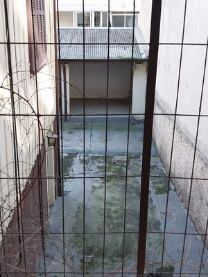 Image 2 - 877396