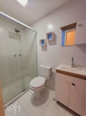 Image 9 - 877401