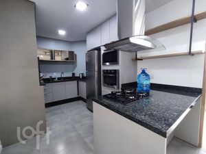 Image 18 - 877403