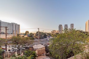 Image 29 - 877414