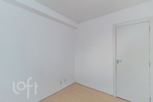 Image 31 - 877414