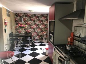 Image 8 - 877421