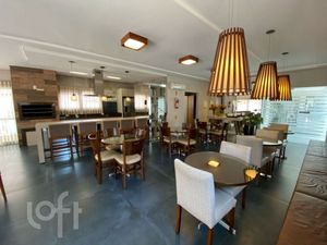 Image 11 - 877424