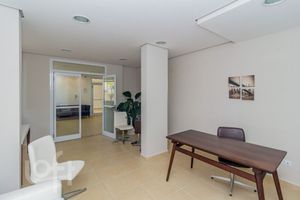 Image 61 - 877444