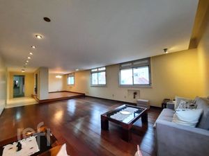Image 5 - 877455