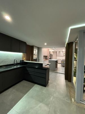 Image 4 - 877464