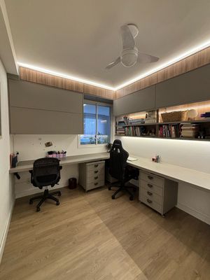 Image 9 - 877464