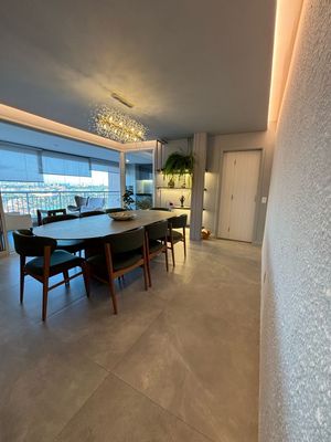 Image 1 - 877464