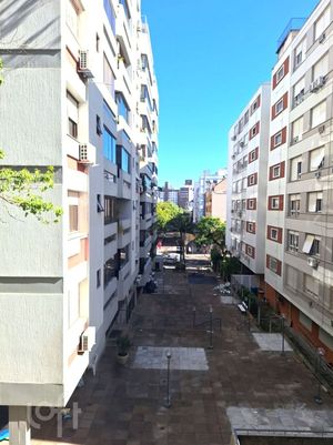 Image 16 - 877465