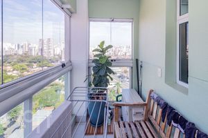Image 14 - 877482