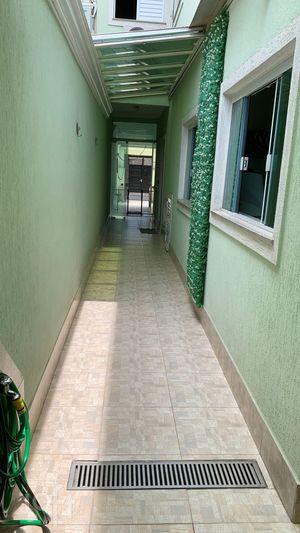 Image 24 - 877485