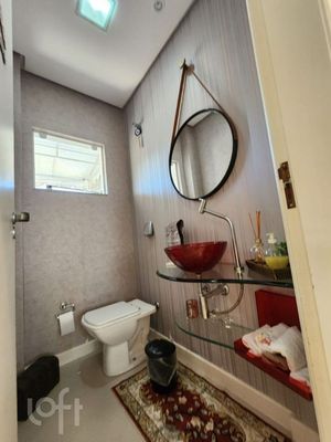 Image 8 - 877486