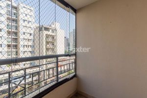 Image 6 - 877489