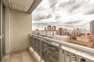 Image 25 - 877490